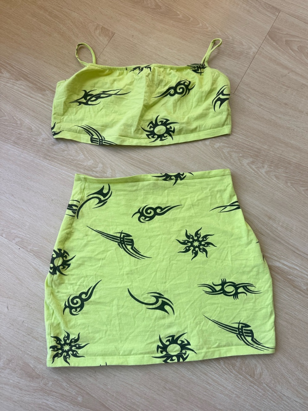 Motel Rocks Neon Electric Green Set